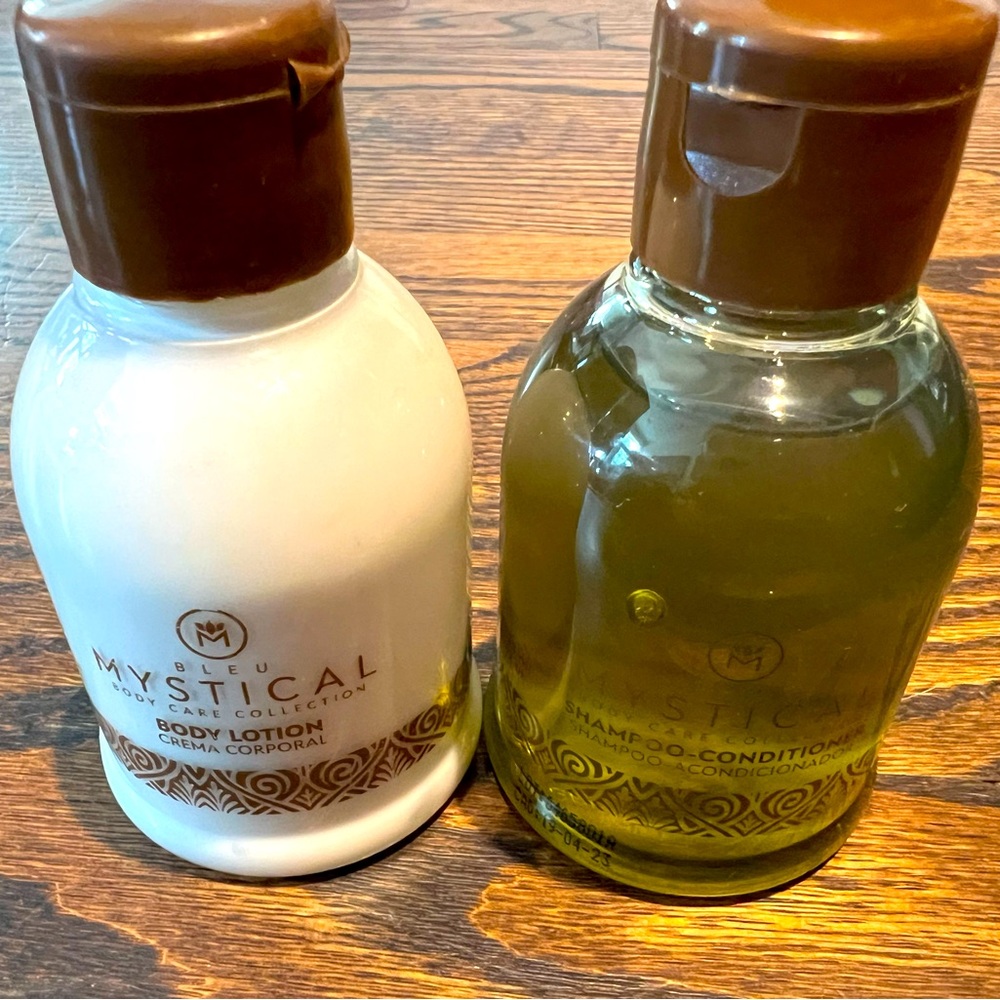 Bleu Mystical shampoo body lotion set 4.2 oz each